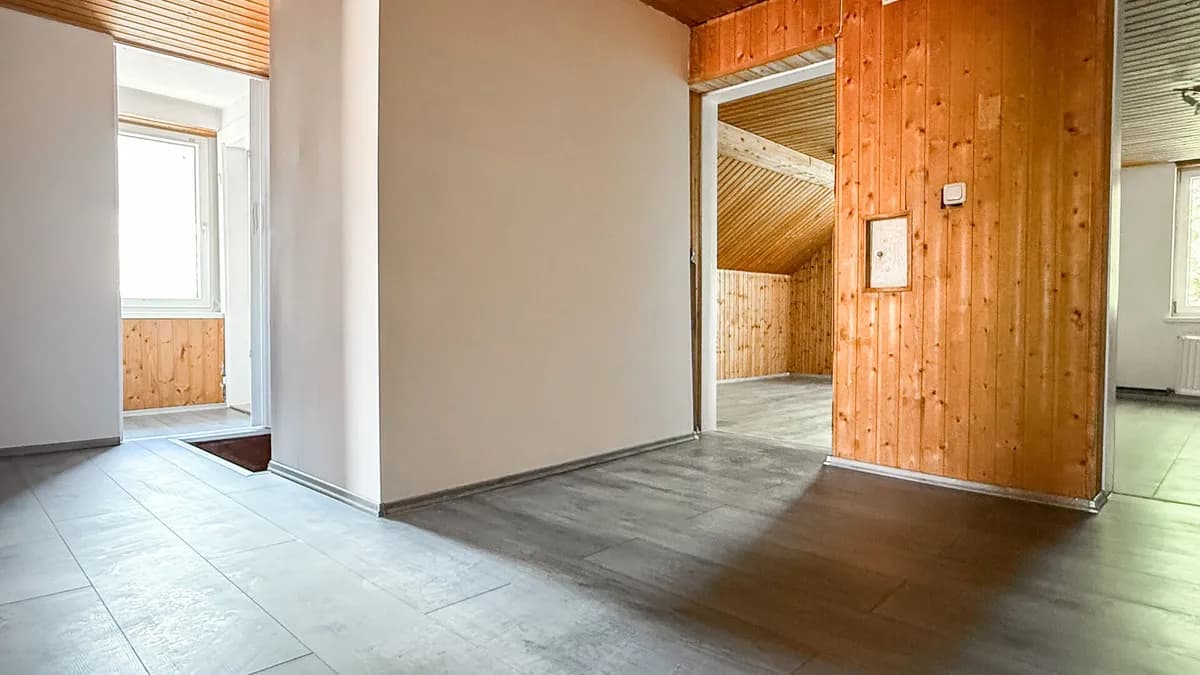4-Zimmer-Wohnung mieten in Vöcklabruck – 60 m², € 600 – Bild 2 von 9