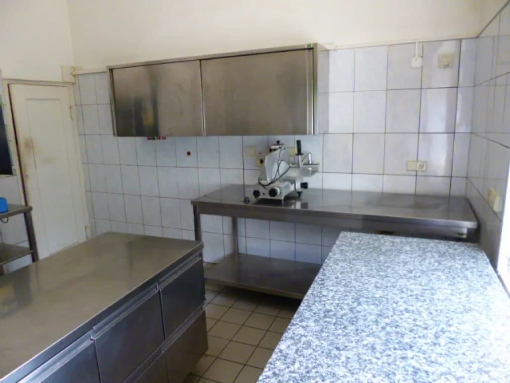 Gewerbeimmobilie mieten in Villach – 110 m², € 3.000 – Bild 13 von 18