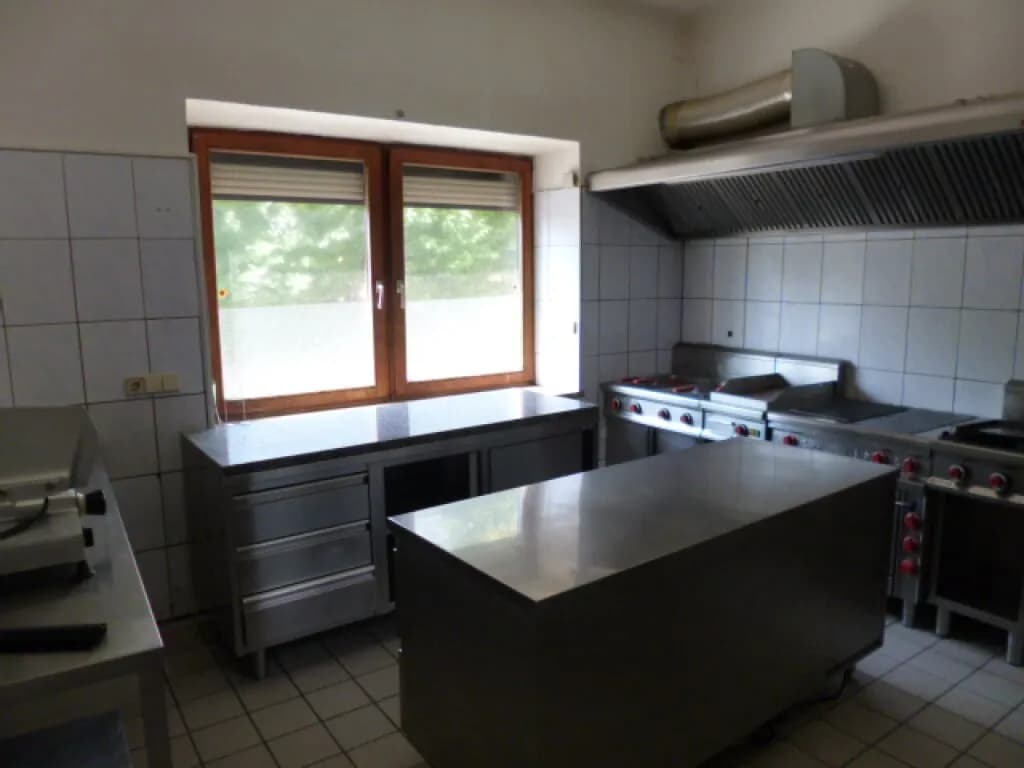 Gewerbeimmobilie mieten in Villach – 110 m², € 3.000 – Bild 15 von 18