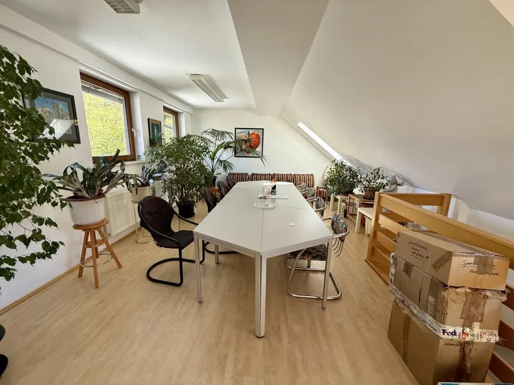 Immobilie kaufen in Wien – 1 235 m², € 1.400.000 – Bild 3 von 6