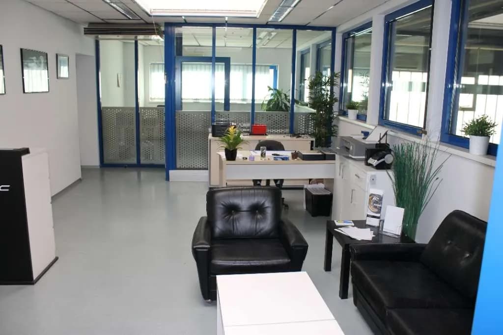 Gewerbeimmobilie mieten in Graz – 678 m², € 6 – Bild 6 von 7