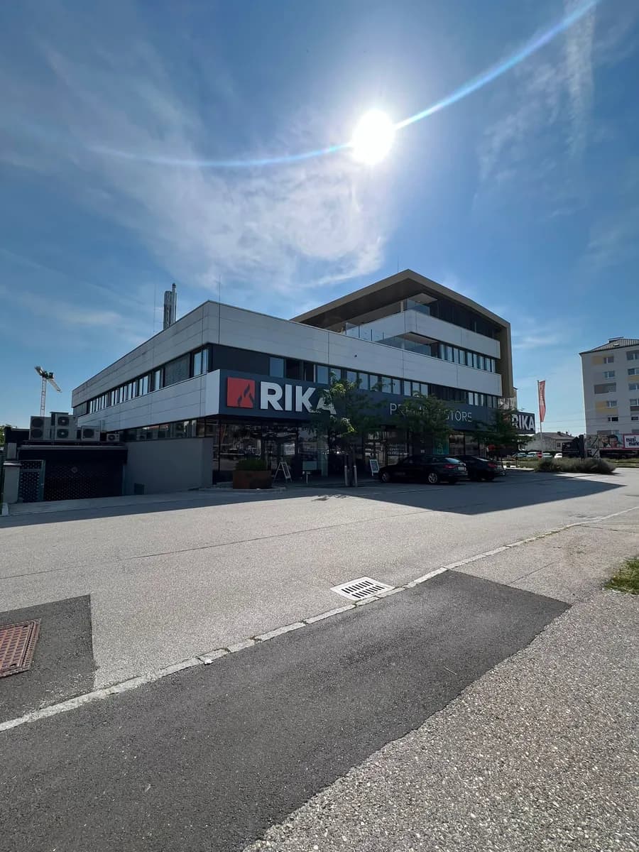 Gewerbeimmobilie mieten in Linz Land – 400 m², € 4.885