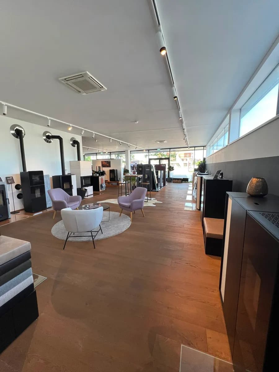 Gewerbeimmobilie mieten in Linz Land – 400 m², € 4.885 – Bild 2 von 17