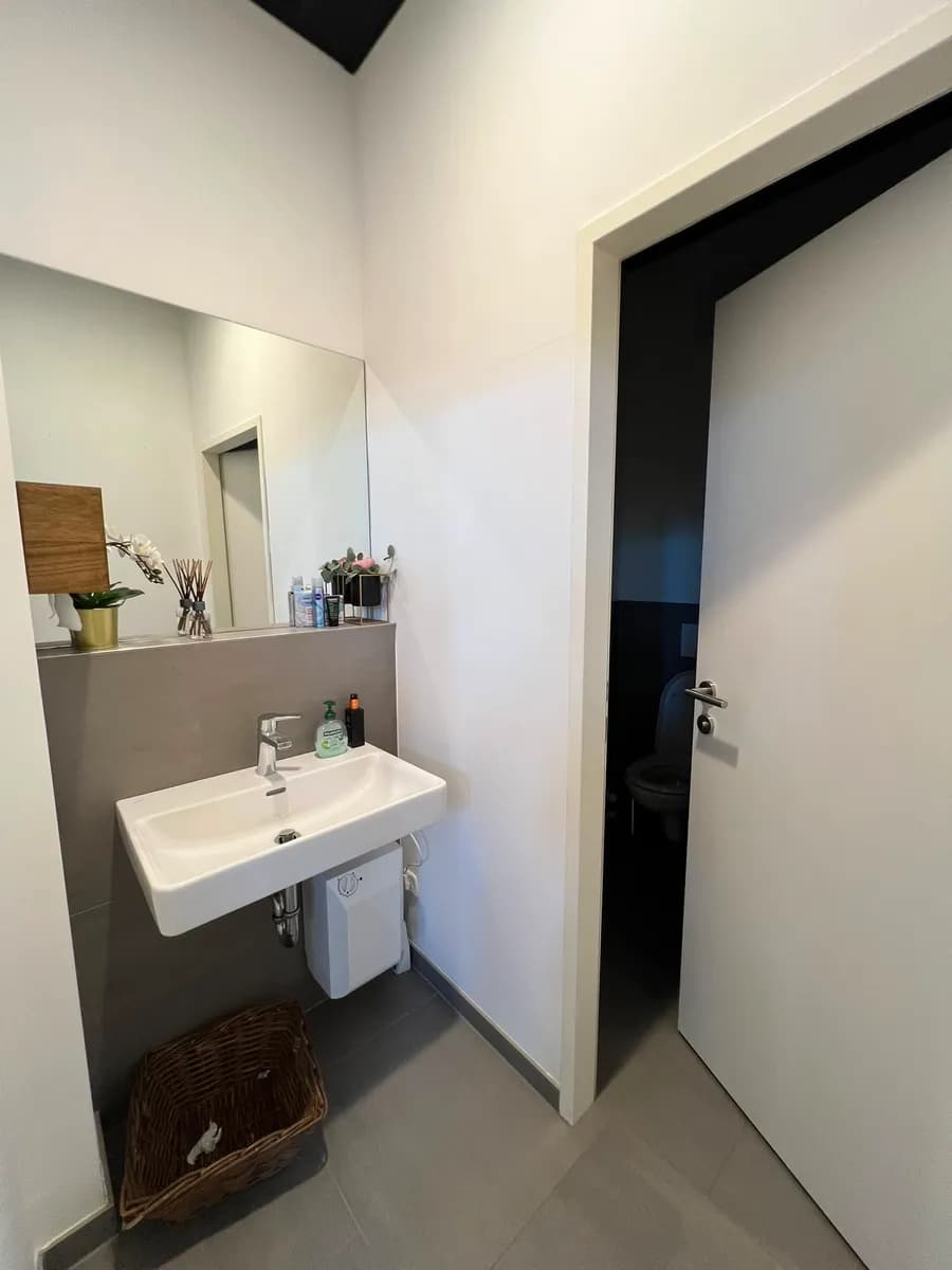 Gewerbeimmobilie mieten in Linz Land – 400 m², € 4.885 – Bild 13 von 17