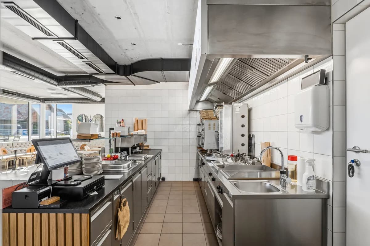 Gewerbeimmobilie mieten in Bregenz – 81 m², € 5.010 – Bild 8 von 31
