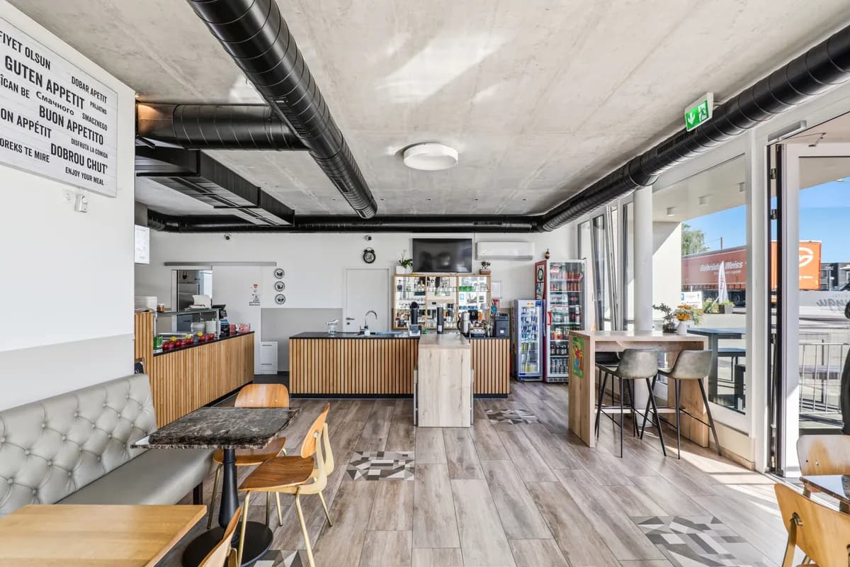 Gewerbeimmobilie mieten in Bregenz – 81 m², € 5.010 – Bild 10 von 31