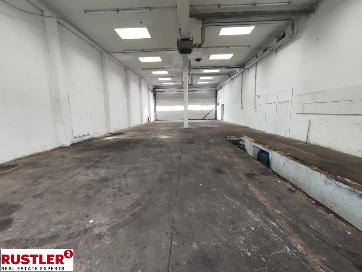 Gewerbeimmobilie mieten in Amstetten – 308 m², € 1.666