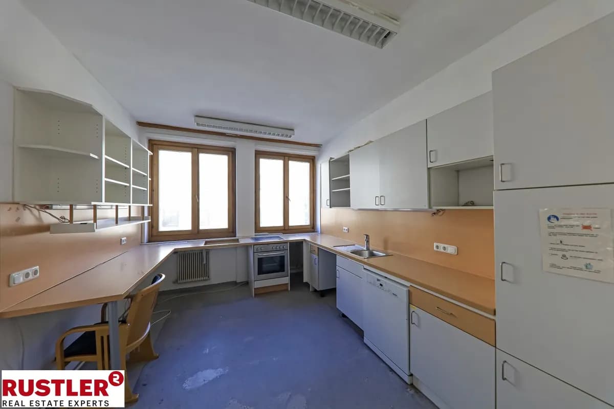 Gewerbeimmobilie mieten in Steyr – 467 m², € 3.426 – Bild 8 von 13