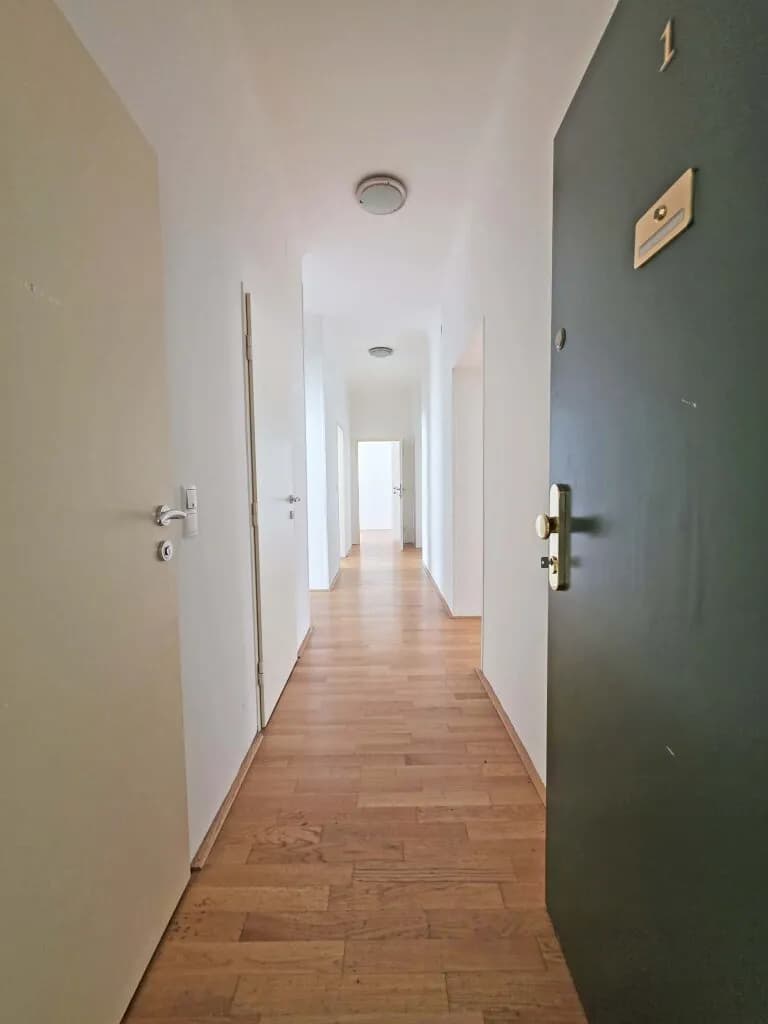 3-Zimmer-Wohnung mieten in Wien – 95 m², € 1.923 – Bild 2 von 12