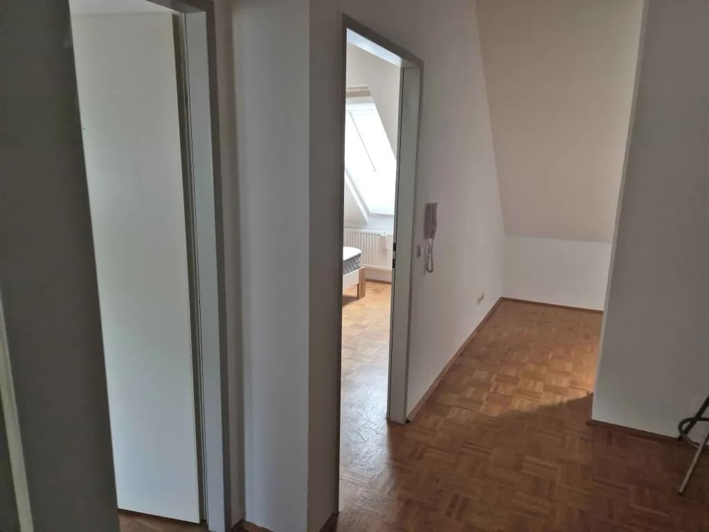 2-Zimmer-Wohnung mieten in Linz – 46,92 m², € 618 – Bild 10 von 12