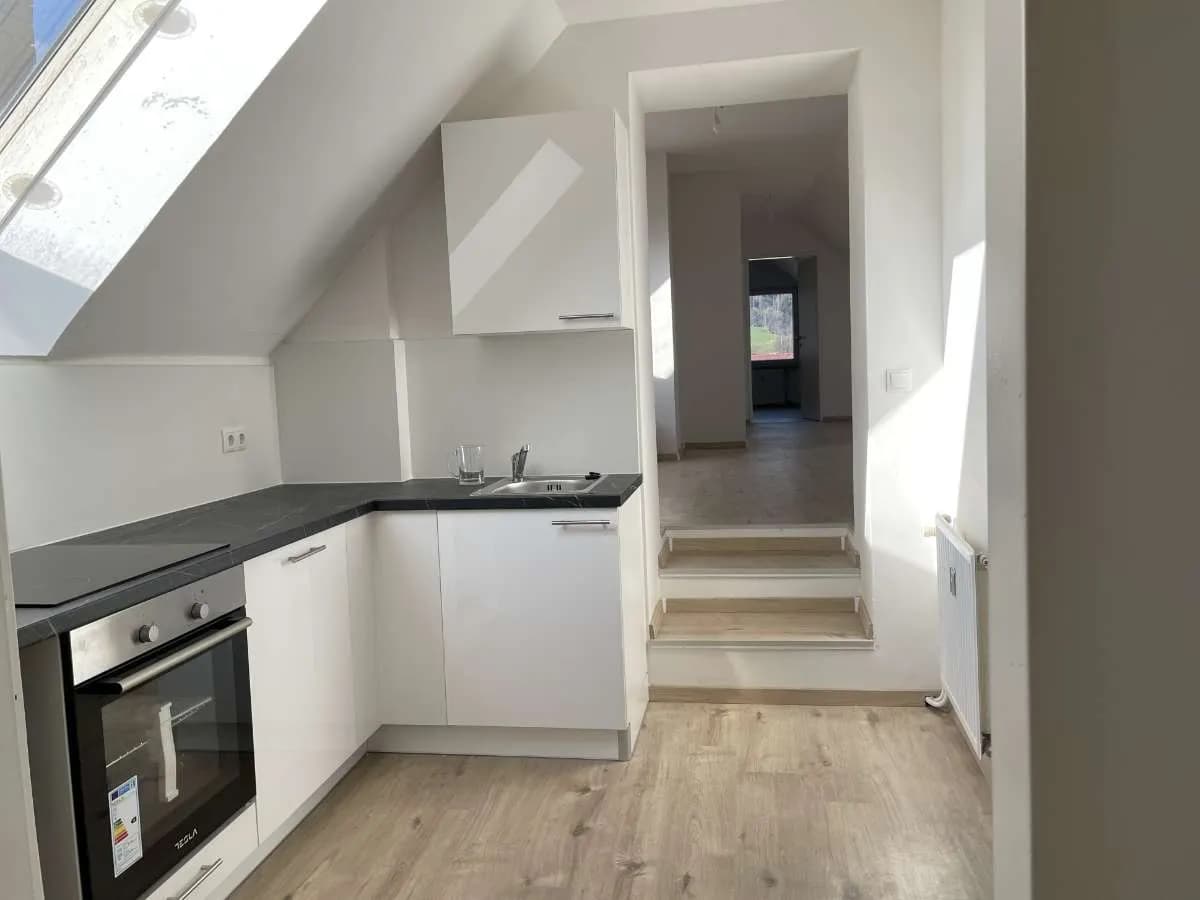 2-Zimmer-Wohnung mieten in Bruck-Mürzzuschlag – 84 m², € 648 – Bild 3 von 3