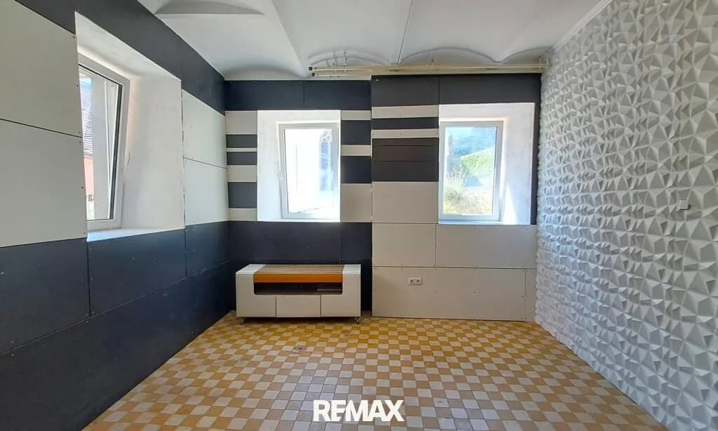 5-Zimmer-Immobilie kaufen in Waidhofen an der Thaya – 300 m², € 199.000 – Bild 12 von 15