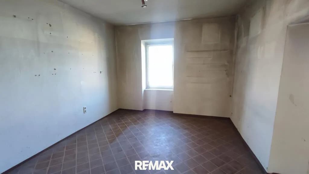 5-Zimmer-Haus kaufen in Horn – 102 m², € 79.000 – Bild 8 von 10