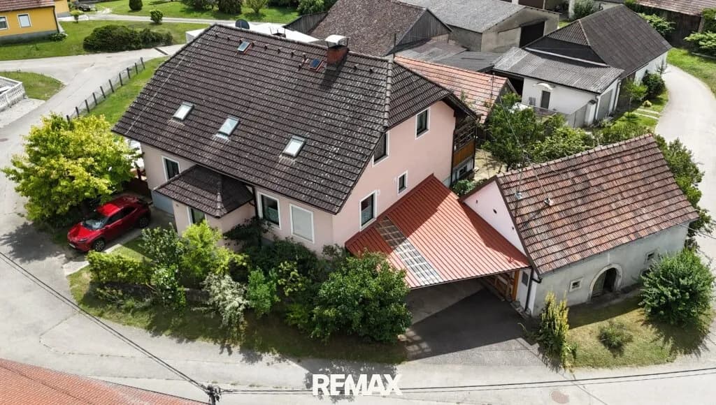5-Zimmer-Haus kaufen in Hollabrunn – 192 m², € 325.000