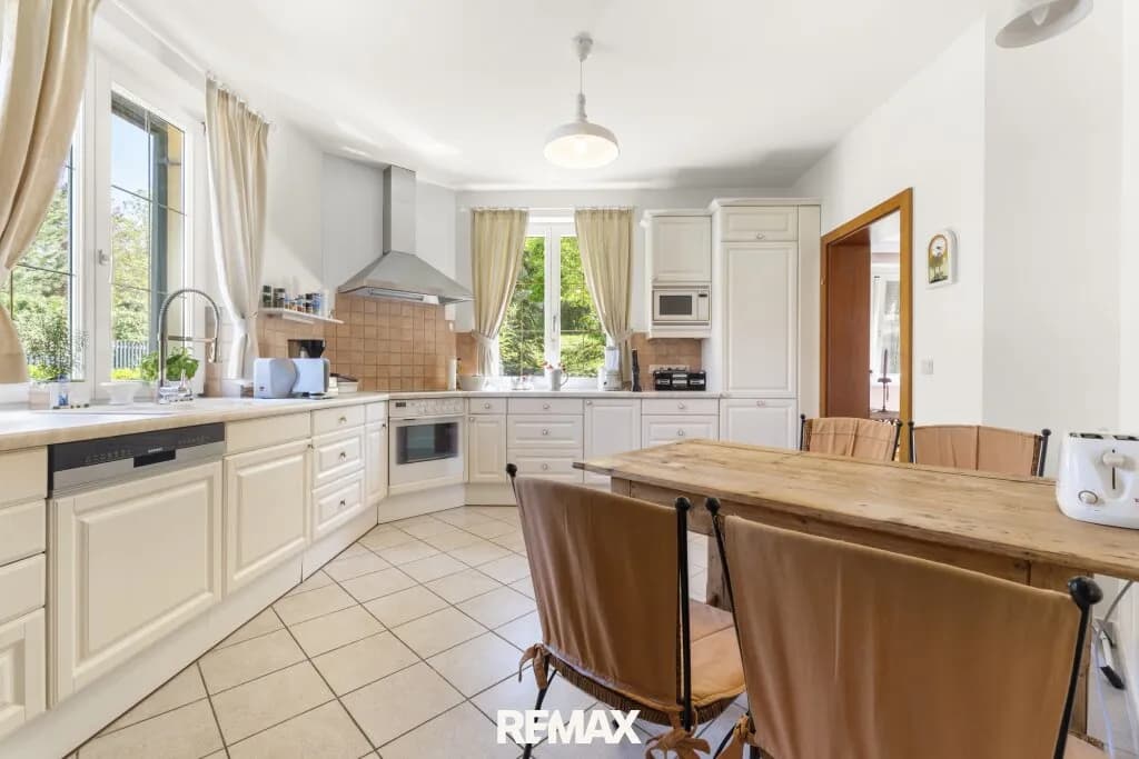 Haus kaufen in Baden – 186,4 m², € 998.000 – Bild 7 von 27