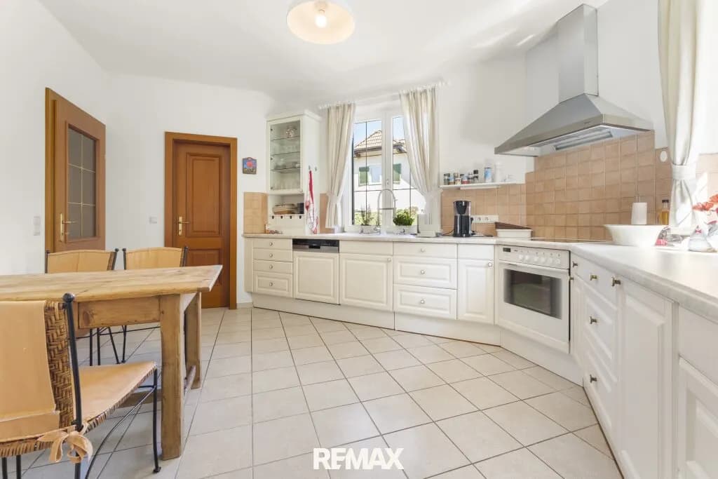 Haus kaufen in Baden – 186,4 m², € 998.000 – Bild 8 von 27