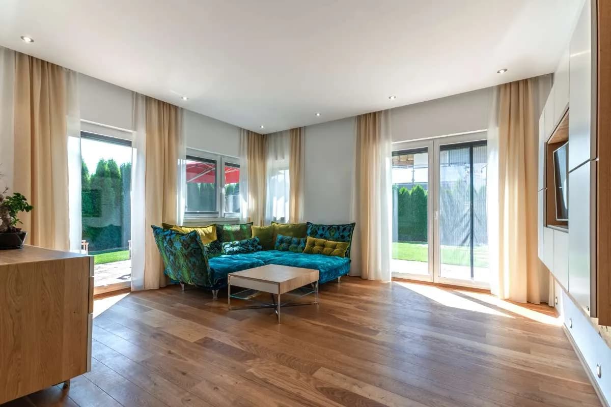 5-Zimmer-Immobilie kaufen in Kitzbühel – 250 m², € 2.425.000 – Bild 4 von 7