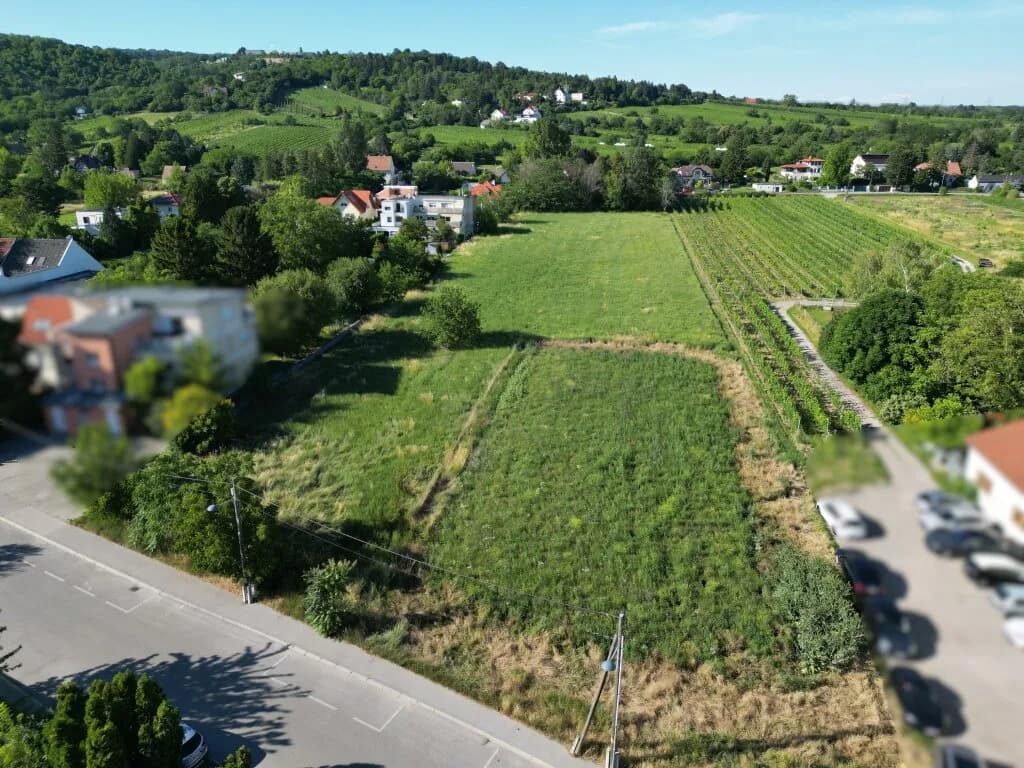 Grundstück kaufen in Wien – 3 125 m², € 990.000 – Bild 2 von 4