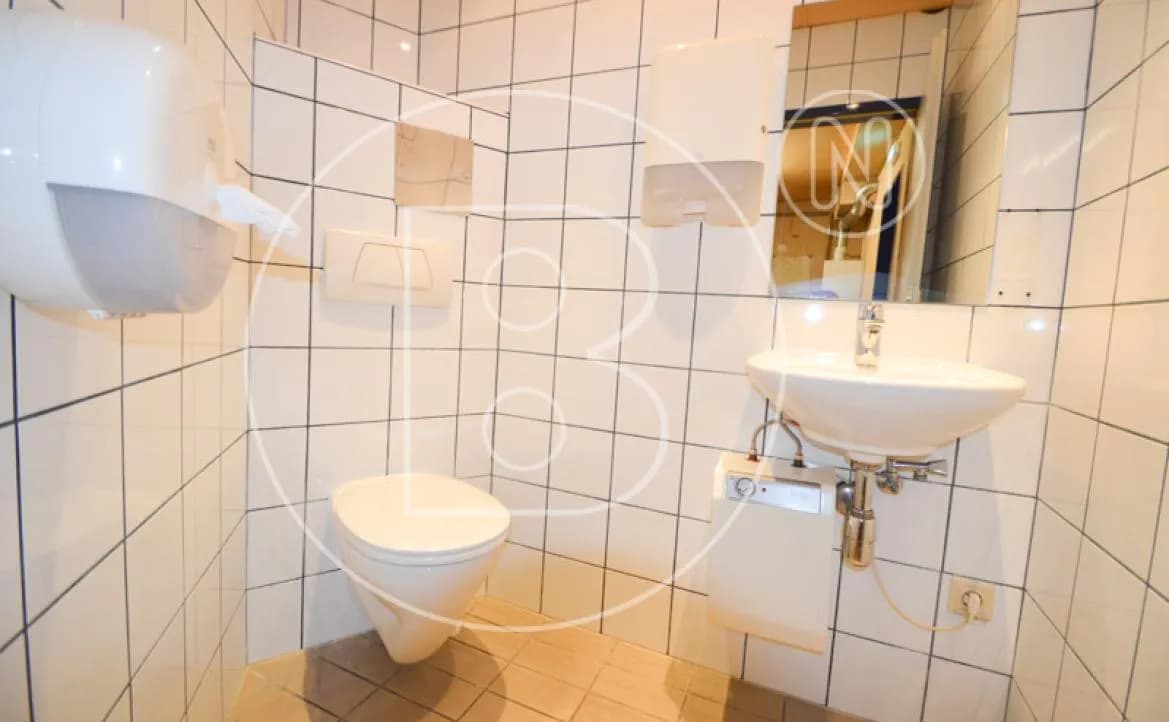 Gewerbeimmobilie kaufen in Wien – 155 m², € 275.000 – Bild 17 von 39