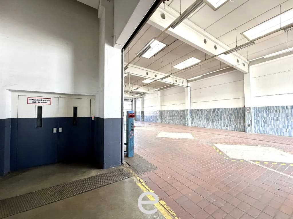 Immobilie mieten in Wels – 3 318 m² – Bild 3 von 30