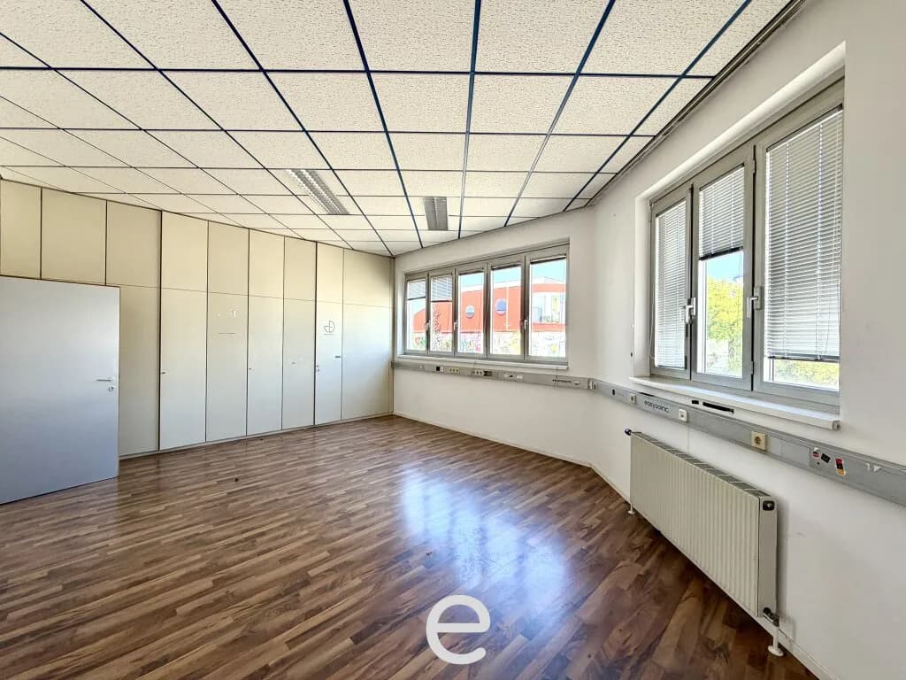 Immobilie mieten in Wels – 3 318 m² – Bild 13 von 30