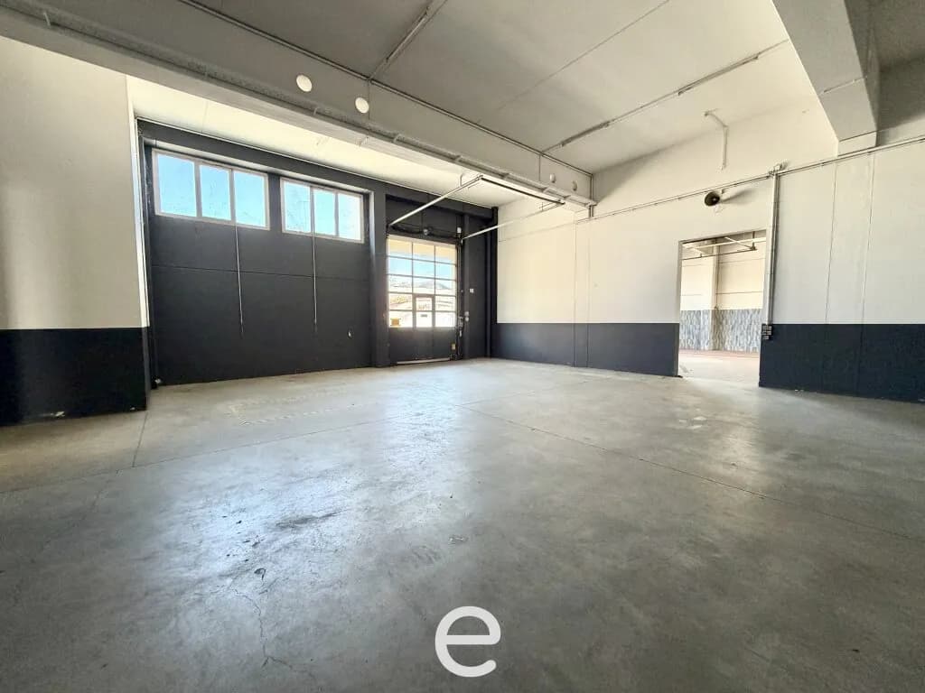 Immobilie mieten in Wels – 3 318 m² – Bild 25 von 30