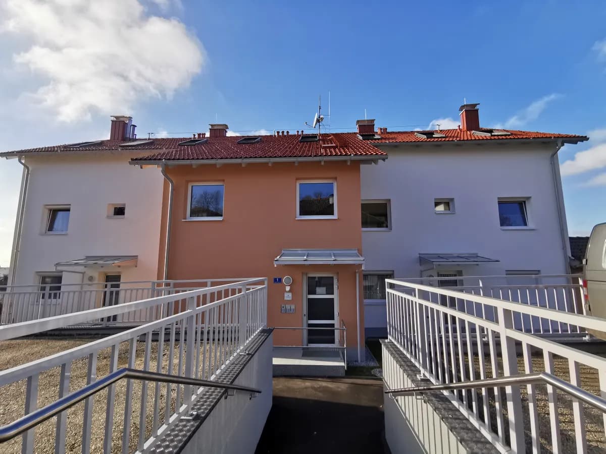 3-Zimmer-Wohnung mieten in Rohrbach – 69,55 m², € 609