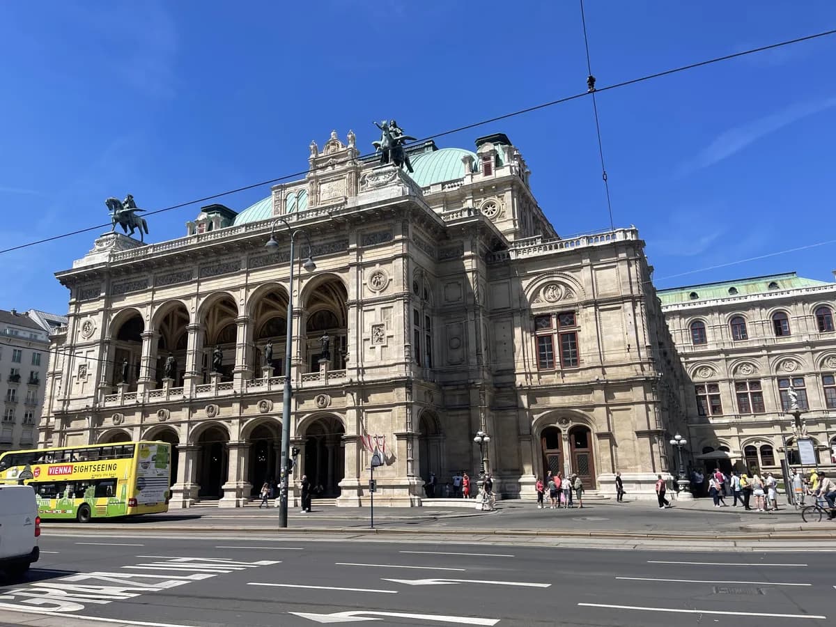 1-Zimmer-Wohnung mieten in Wien – 49 m², € 1.861 – Bild 13 von 14
