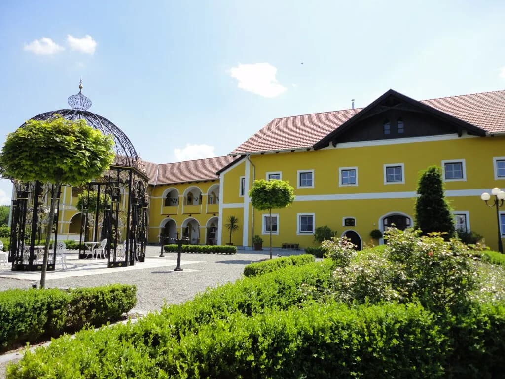 Wohnung mieten in Schärding – 37,41 m², € 497 – Bild 1 von 2