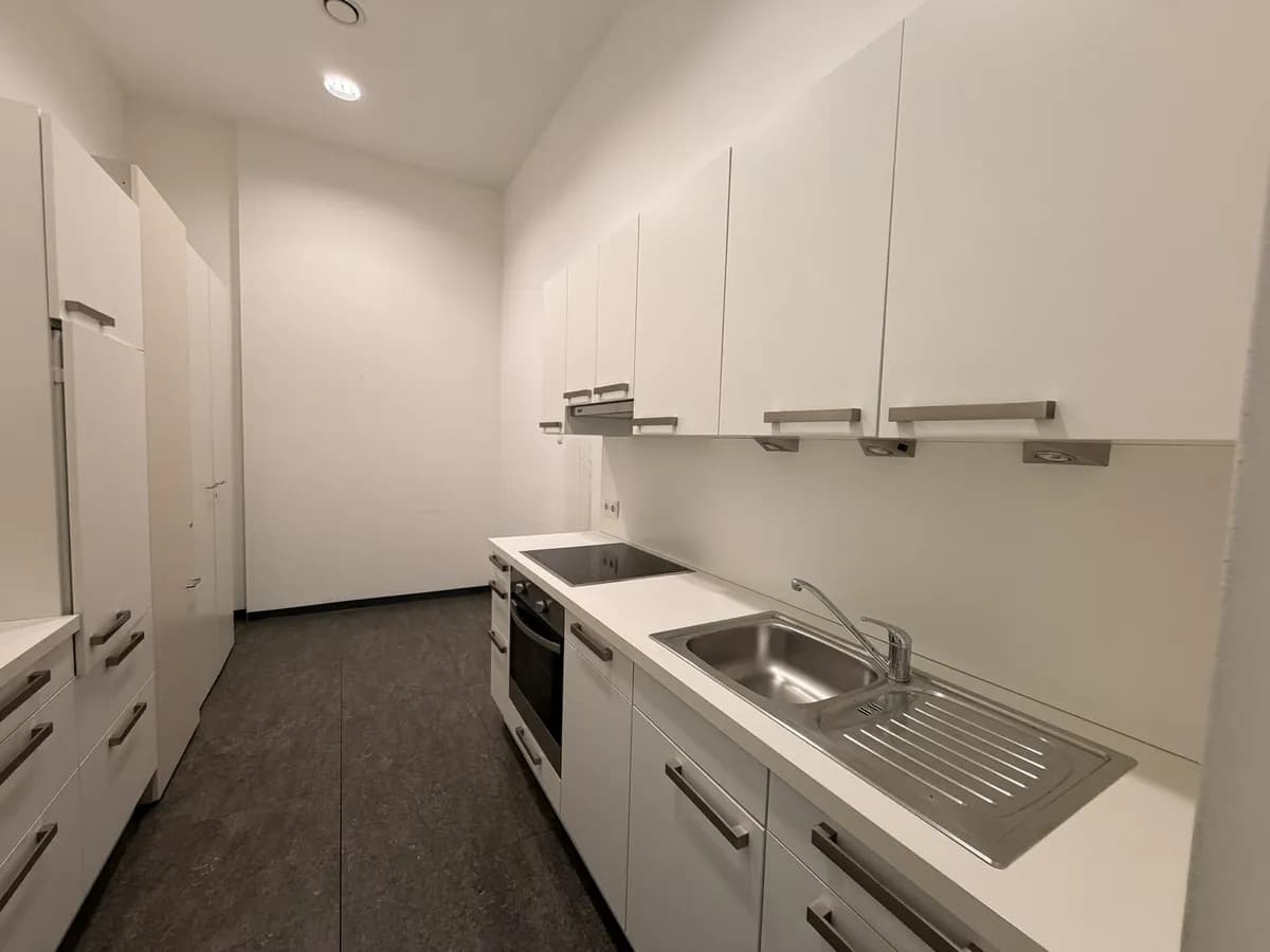 Gewerbeimmobilie mieten in Wien – 1 346 m², € 38.306 – Bild 9 von 12