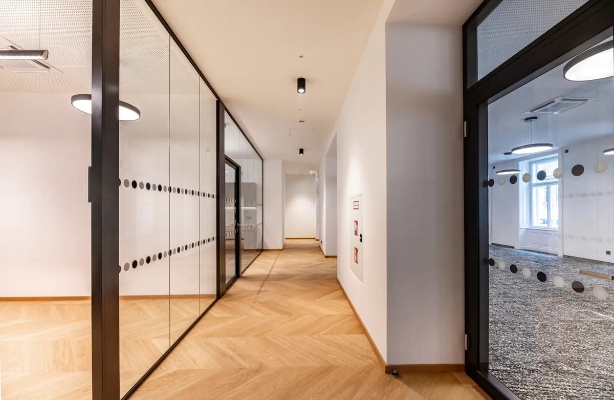 Gewerbeimmobilie mieten in Wien – 1 346 m², € 27 – Bild 14 von 32