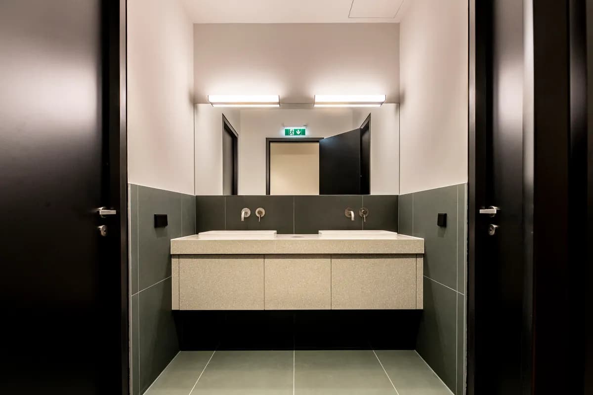 Gewerbeimmobilie mieten in Wien – 1 346 m², € 27 – Bild 18 von 32