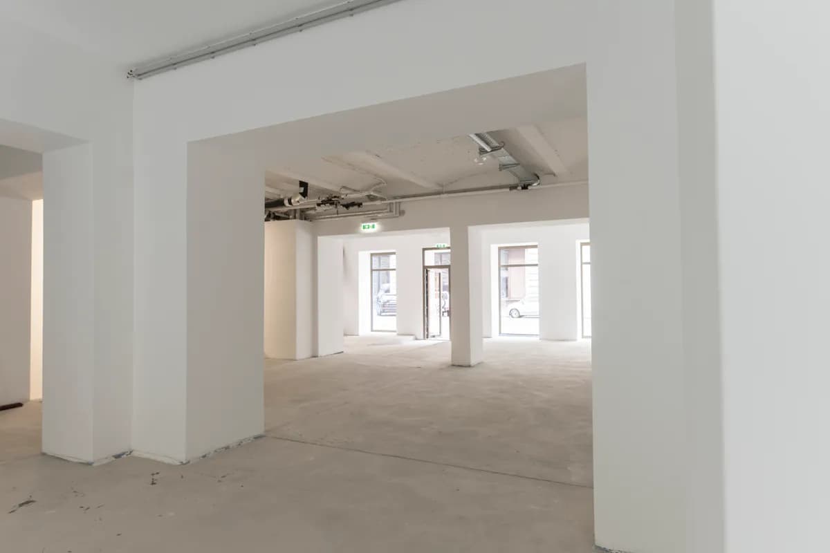 Gewerbeimmobilie mieten in Wien – 1 346 m², € 27 – Bild 26 von 32