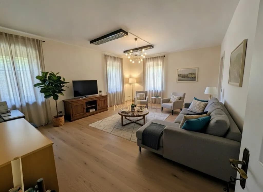 8-Zimmer-Gewerbeimmobilie kaufen in Gmunden – 268 m², € 1.670.000 – Bild 9 von 23
