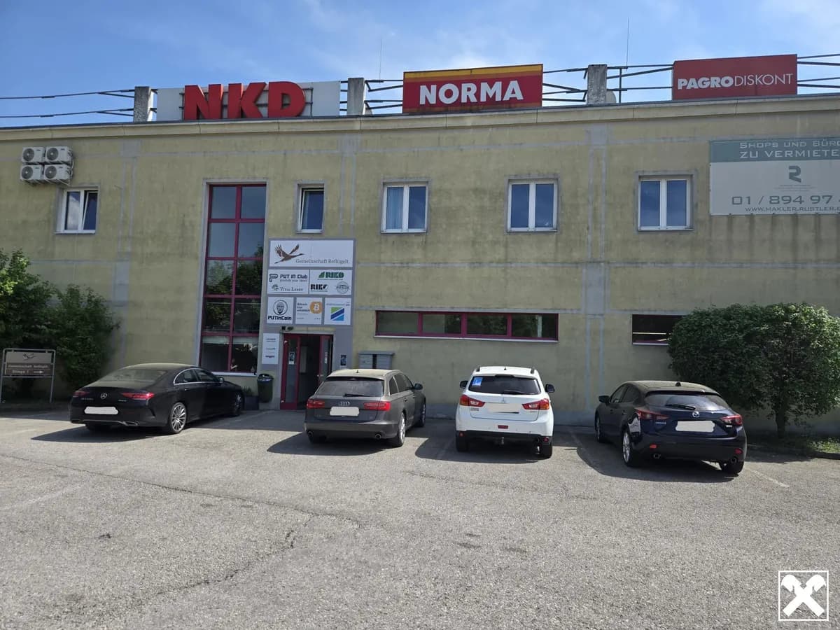 11-Zimmer-Immobilie mieten in Amstetten – 540 m², € 4.482 – Bild 3 von 18
