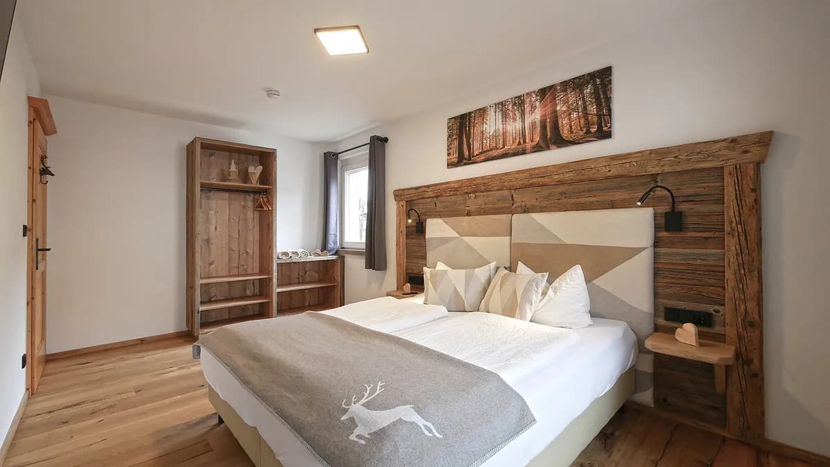 5-Zimmer-Haus mieten in Kitzbühel – 150 m², € 2.500 – Bild 5 von 6