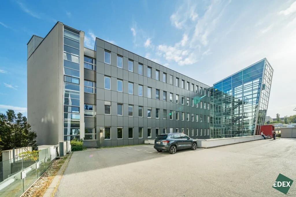 Gewerbeimmobilie mieten in Wien – 424 m², € 12.033