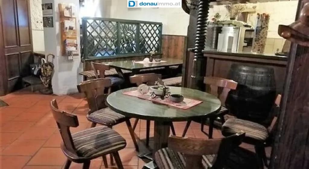 Gewerbeimmobilie kaufen in Horn – 235 m², € 79.000