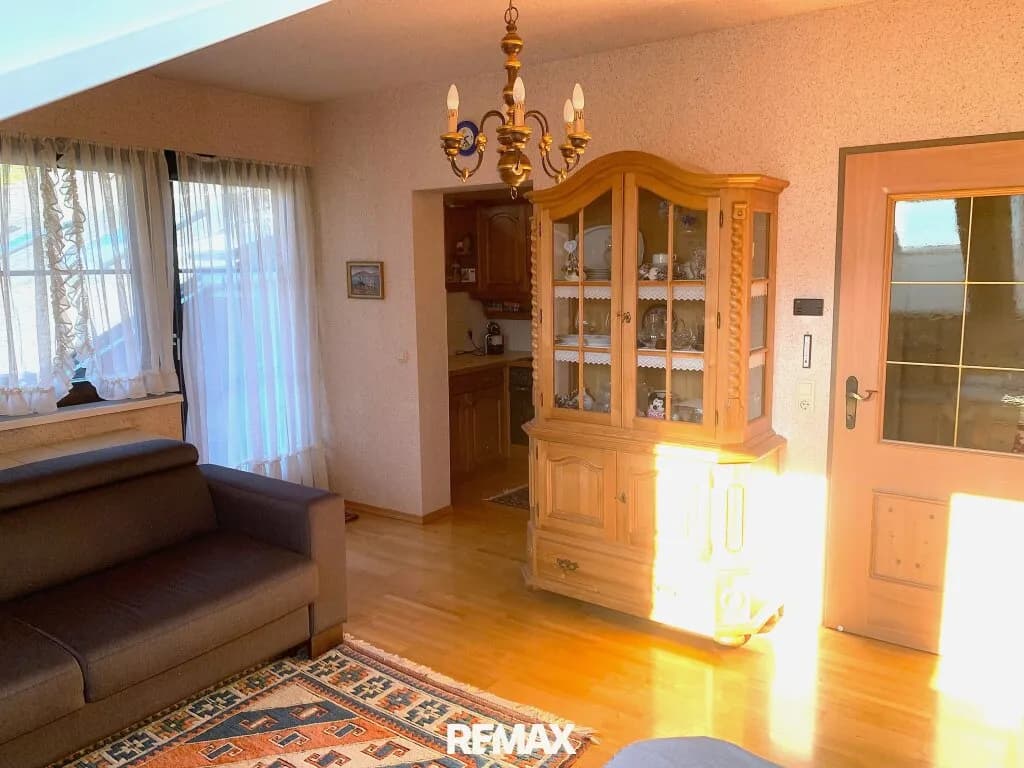 2-Zimmer-Wohnung mieten in Gmunden – 54 m², € 795 – Bild 2 von 13