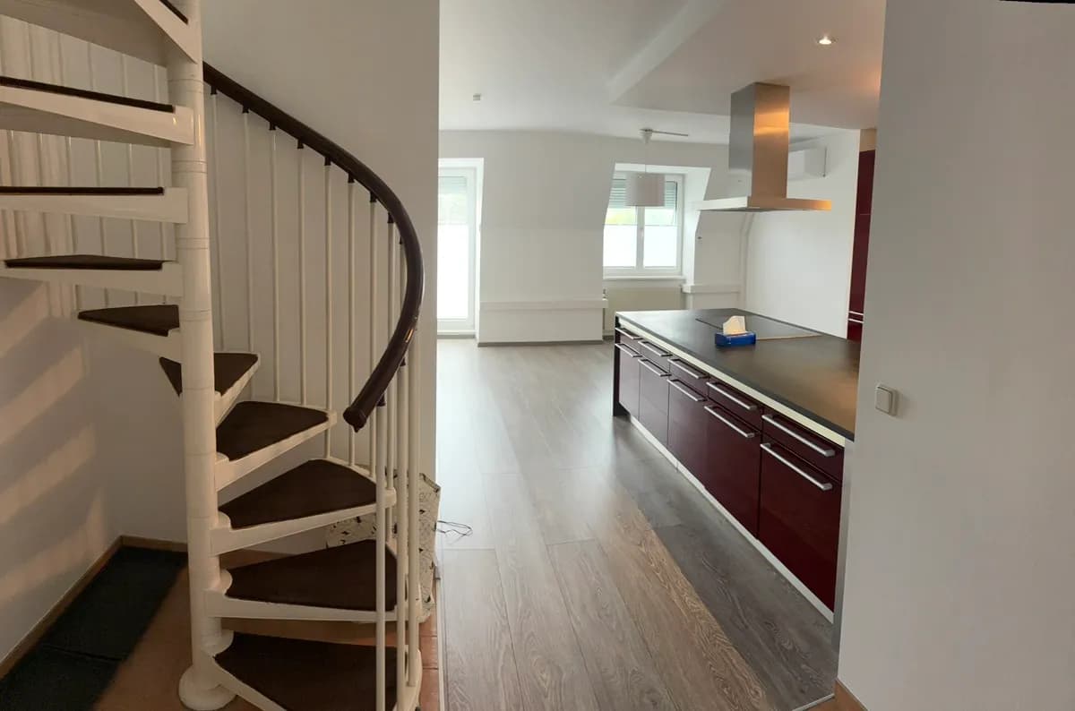 4-Zimmer-Wohnung mieten in Mödling – 130 m², € 2.024 – Bild 2 von 4
