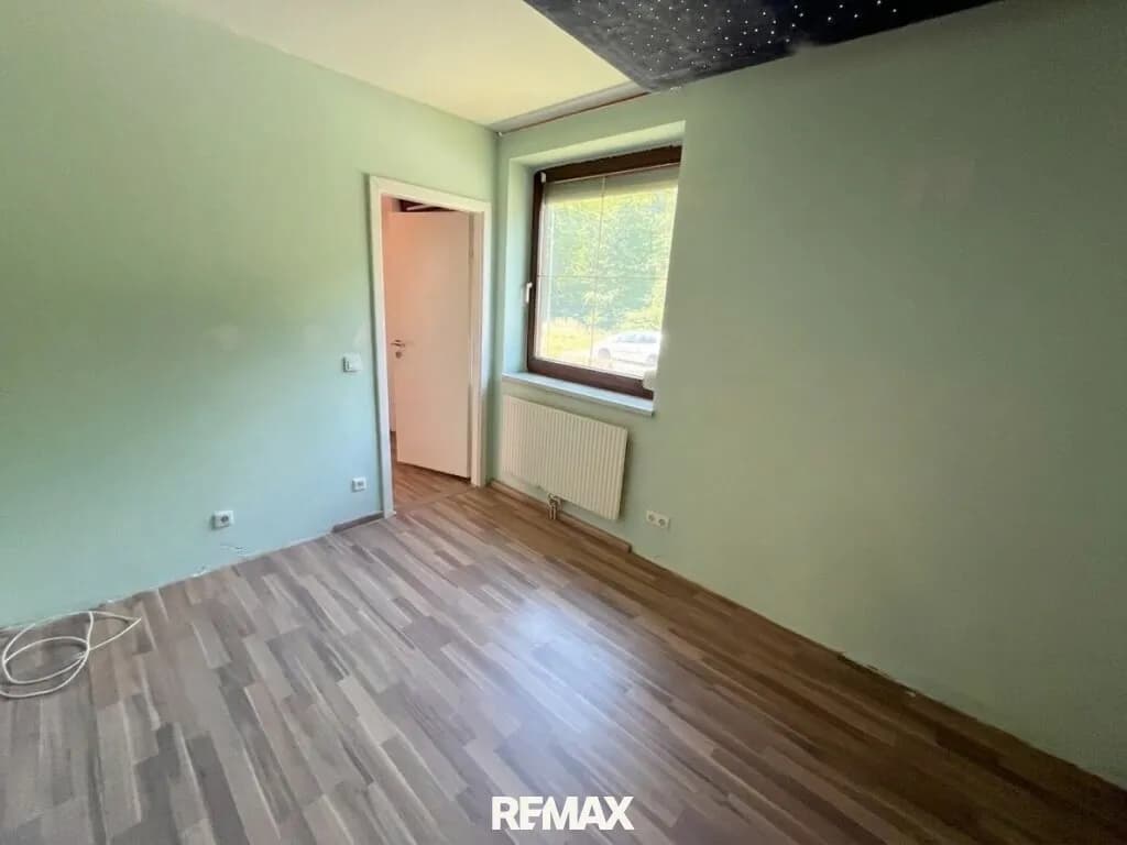 4-Zimmer-Wohnung kaufen in Neunkirchen – 85 m², € 115.000 – Bild 9 von 18