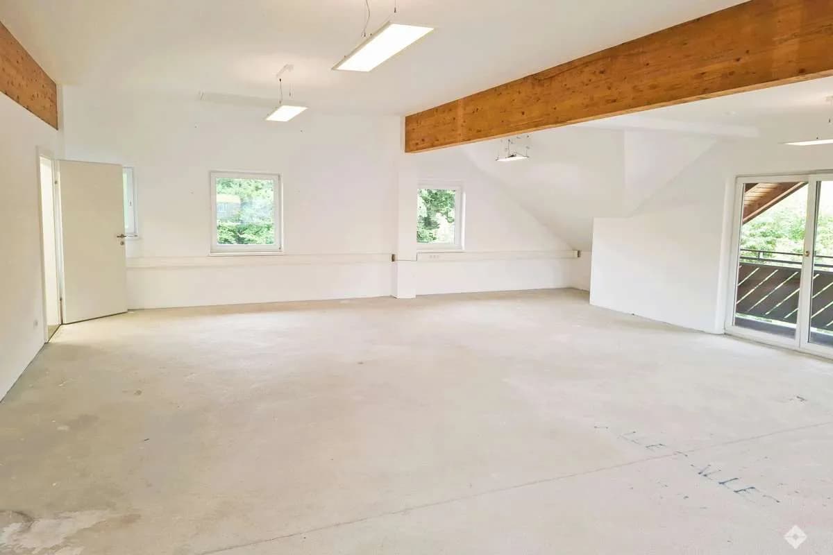 Gewerbeimmobilie mieten in Salzburg-Umgebung – 149 m², € 2.100 – Bild 2 von 5