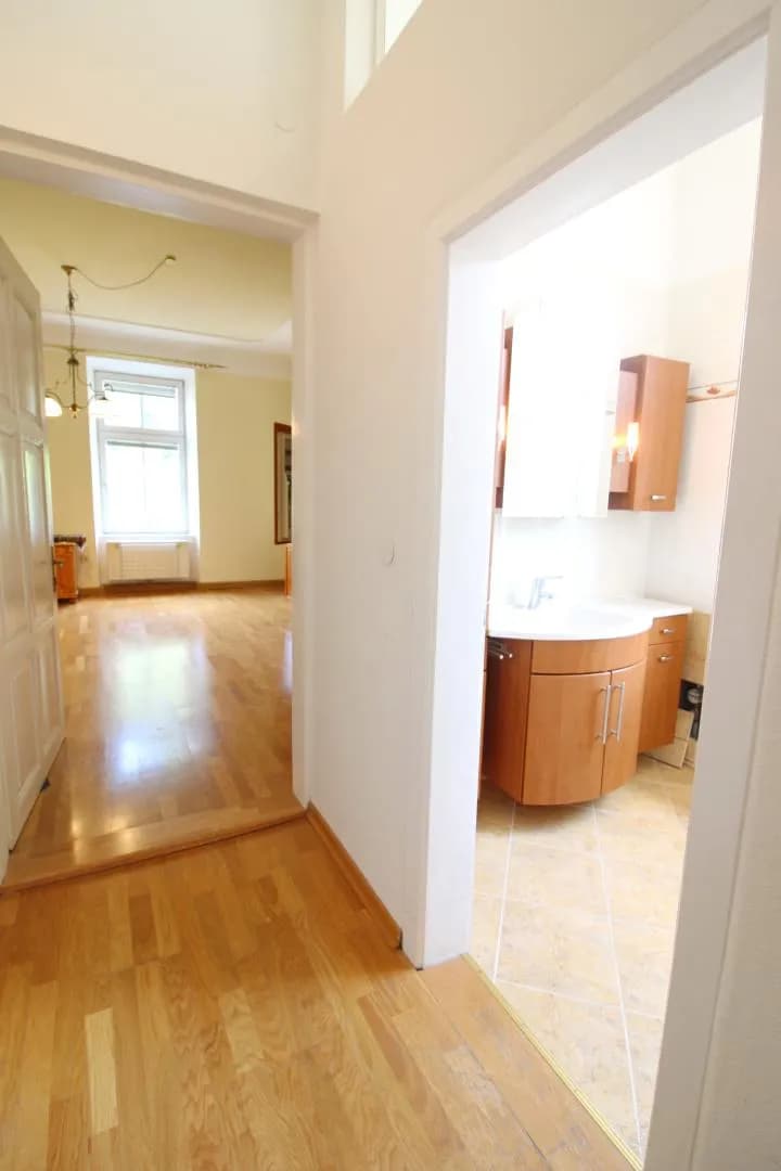 3-Zimmer-Wohnung kaufen in Gmunden – 92 m², € 258.000 – Bild 8 von 13