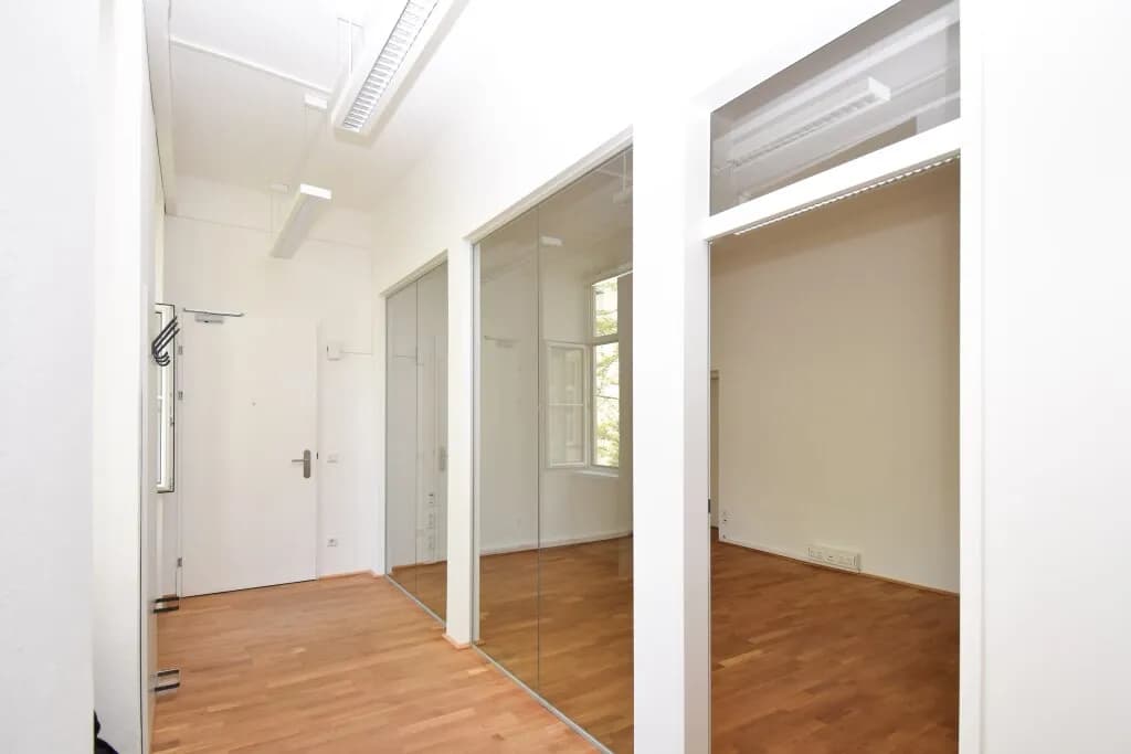 Gewerbeimmobilie mieten in Wien – 374 m², € 15 – Bild 5 von 9