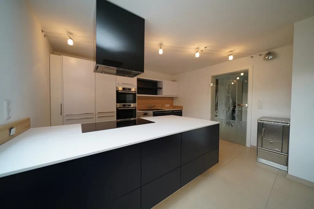 5-Zimmer-Haus kaufen in Vöcklabruck – 173 m², € 840.000 – Bild 3 von 8