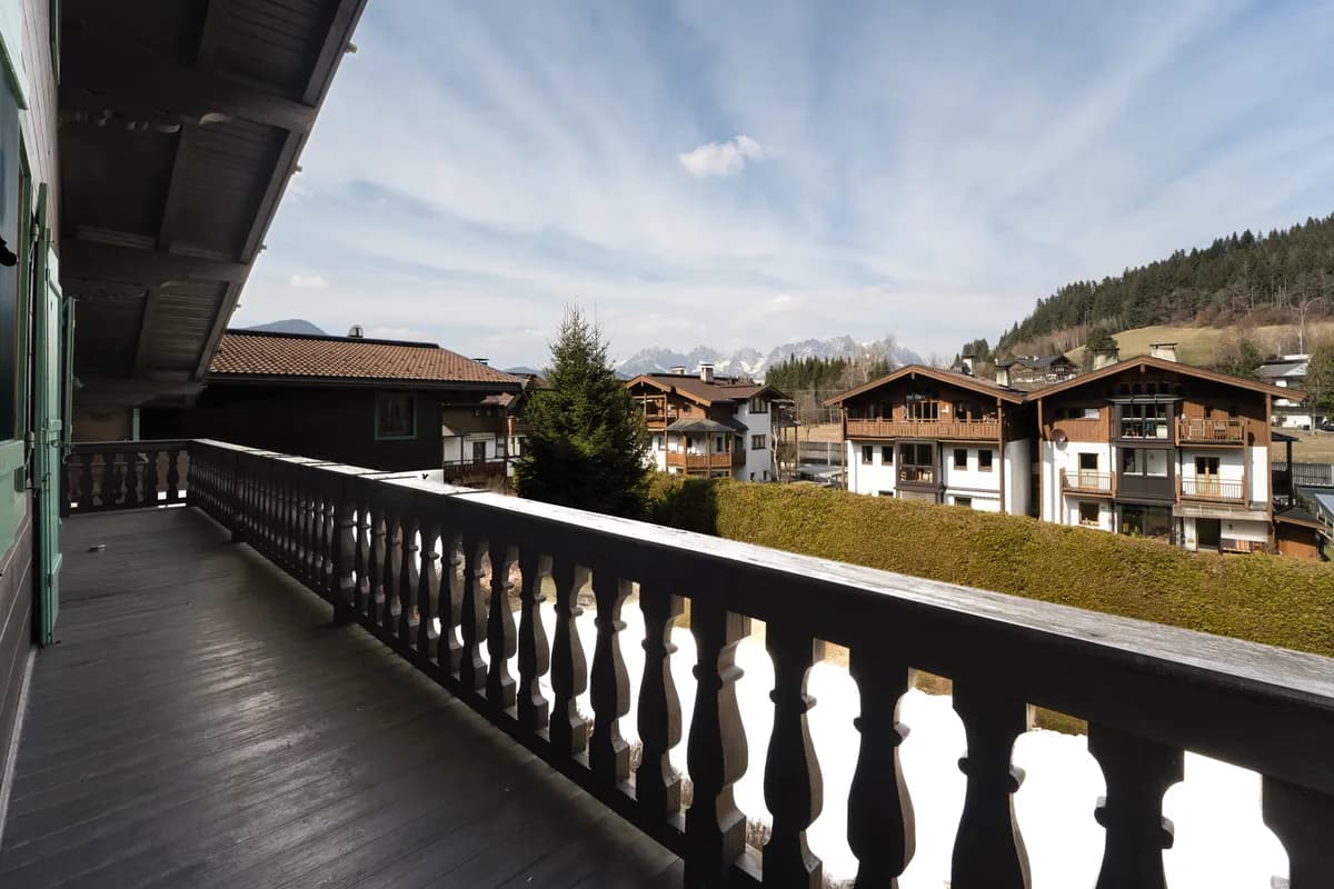 10-Zimmer-Gewerbeimmobilie kaufen in Kitzbühel – 270 m², € 7.500.000 – Bild 3 von 10