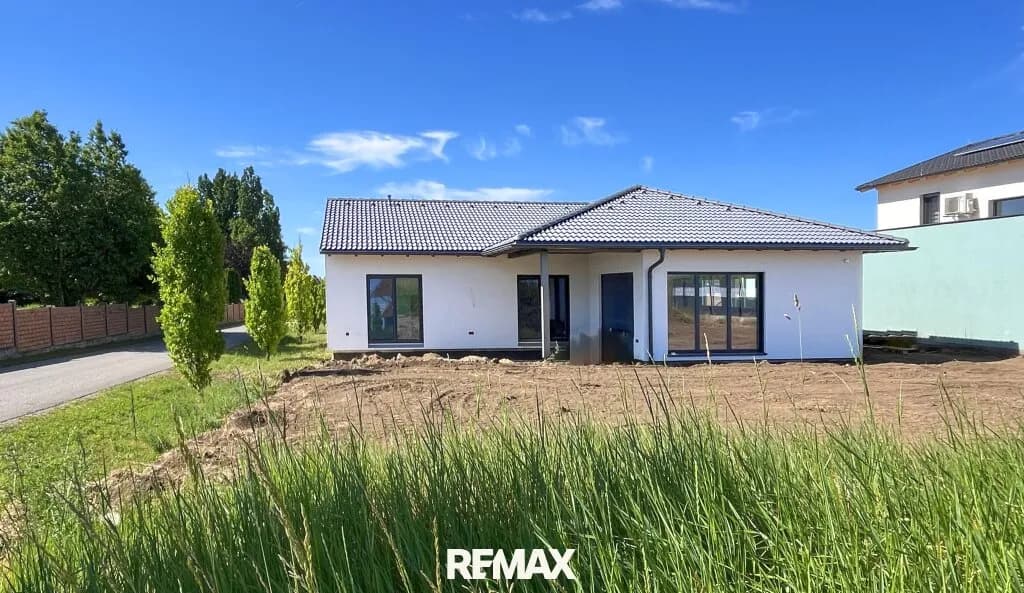 4-Zimmer-Haus mieten in Gänserndorf – 129 m², € 1.999