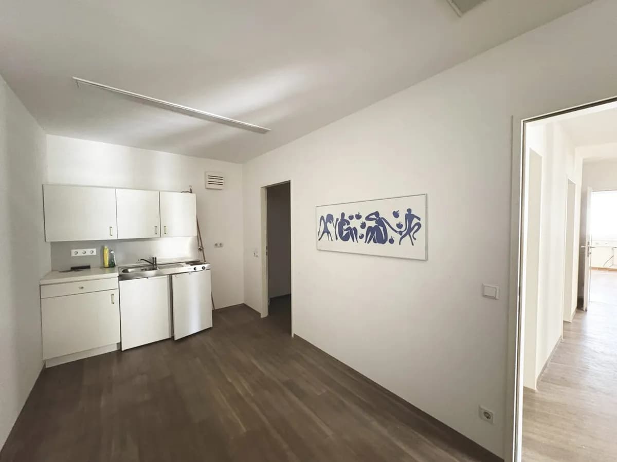 3-Zimmer-Gewerbeimmobilie mieten in Wien – 124 m², € 2.088 – Bild 8 von 16