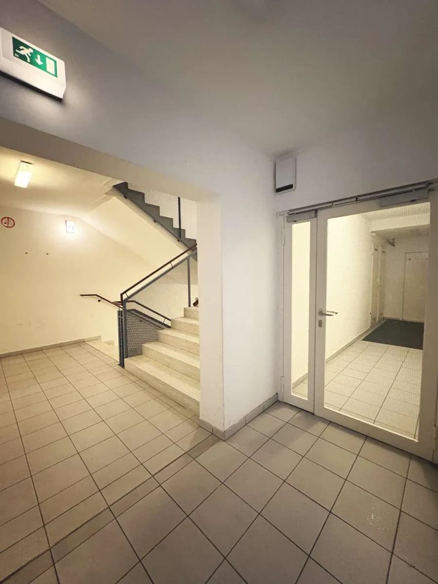 3-Zimmer-Gewerbeimmobilie mieten in Wien – 124 m², € 2.088 – Bild 12 von 16
