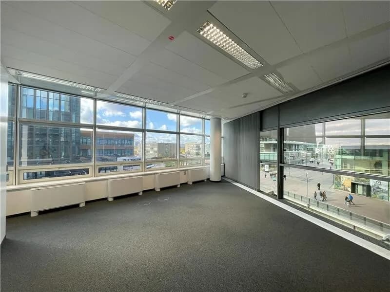Gewerbeimmobilie mieten in Wien – 1 792 m², € 15 – Bild 2 von 16